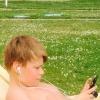 Bild av @isakpetterssonofficial - Sol och bad... Okej, lite mobil också.
