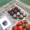 Bild av @gitag_divaedutainer - Indulging. Strawberries, cream sweets, sea, summer, great friends are gifts of life. #summer #sea #organic #strawberries #cream #sweets #chocolate #indulgence #life #joy #food #friends #meeting #beach #Copenhagen