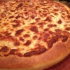 CRAZY TUESDAY 50% RABATT! På tisdag är det dags för Crazy Tuesday på Pizza Hut igen! Halva priset på alla våra pizzor vid takeaway! Erbjudandet gäller under hela dagen varje tisdag!