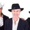 Imorgon 15/7 kl 19-21 blir det tvättäkta country afton med Jon Strider och hans band, dom var väldigt omtyckta förra året, entré 30kr varmt välkomna