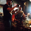 Den här glada killen heter Ernesto och är hantverksbryggeriet Yria Cerveza Artesanal från Toledo i Spanien, tillsammans med sin fru brygger Ernesto fantastiska öl av absolut högsta kvalitet! Han brygger alla möjliga stilar av öl och på sina egna villkor! 