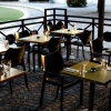 Yazhou Asian Kitchen uteservering