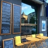 Nu är ni säkra igen! Den nya, fantastiskt varma gula uteserveringen är här! 
Gul som solen! 
Kom på frukost, lunch eller eftermiddagsfika! Dörrarna står öppna till kl 17.00.