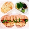 Lätthalstrad lax med teriyakisås och chili-mayo 105kr www.nr1sushi.se