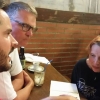 Anders och Jacobo från La Quince blir intervjuade om sitt samarbete av Baskiens största tidning.