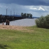 Bild från Långbryggan av @lassesbettan - Vi har husvagnsplats med den här utsikten och bredvid järnvägsövergången. Perfekt för min höft ☀️☀️ Solen skiner här och folk badar för fullt. Dock lite för kallt för mig 