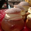 Säsongen för semlor börjar tidigt