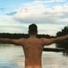Bild av @micherubin - Kvällsdopp på Saltarö ☀️