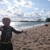 Bild från Stranden På Visingsö Norra av @antekillen - På beachen med pepparkaksgubben och hans syster...
