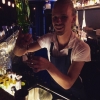 Vi hälsar @d_qvist välkommen till familjen Stadsvakten. 
Välkomna in för att testa hans grymma kundskaper i baren. 
Öppet till 01:00
#stadsvakten #bar #mat #nöje #cocktails #nyttköttifamiljen