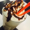 Full fart mot Sommarfredag! Vi har extraöppet till kl 21.00! Kom och njut våra goda kylda kaffesorter, Frappino, iskaffe m m...