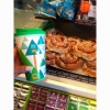 Köp med dig en kanelbulle samtidigt som du fyller upp våran nya termos mugg med kaffe. Sen går du ut i solen och njuter av denna fina lördagsmorgonen☀️ endast 27kr! (mellan kaffe) välkomna :)