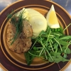 Söndagslunch i solen?! Vi erbjuder bland annat havets Wallenbergare med vispat citronsmör, ärtsallad och potatismos. Varmt välkomna!