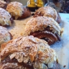 Kommer ni ihåg när vi växte upp och långfredagen var just väldigt låång? Så är det inte längre, välkommen in på en fika. Öppet till 18.