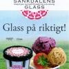 Nu har vi glass! Glassen kommer från Sänkdalens Gård på Vikbolandet. Gården är helt ekologisk och glassen är gjord på mjölk och grädde från gårdens egna kor. Den choklad som används är Fairtrade märkt och glassen är KRAV certifierad. Den är dessutom fanta