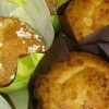 Våra jätte goda muffins med vaniljkräm o hallon/blåbär