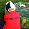 Bild av @hamolo - #futureskipper övar man över bord i poolen. Sitter som en smäck @jossiolofsson 