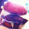 Nu lanserar vi vår nya meny. Med bland annat old school burger. Kom in och testa våran hemmagjorda hamburgare med inspiration ifrån USA. Inga konstigheter bara en hamburgare som den ska vara! Varmt välkomna!