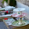 Många har frågat om det bara är ett sommarcafé (vanligaste frågan i sommar)? Absolut inte. Vi kör på, fast med en högre växel. Vi byter ut menyn lite och har AFTERNOON TEA på lördagar kl 13-17. (Vi öppnar dock redan kl. 9).
Det förbereds för fullt och kak