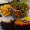 Fish ´n Chips
Serveras med limeaioli och BBQ majo
6 bitar 99:-  9 bitar 129:-