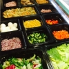 Nu har vi äntligen börjat med våran salladsbar, det går bra att sitta här eller att ta med sig. Vi har Ceasarsallad, räksallad, tex- mex sallad, kycklingsallad, italiensk pastasallad och blanda din egen sallad.