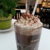 Finns det något bättre än varm choklad när det snöar och är kallt? :) Välkomna in! Mvh Sara på Skylight Café