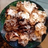 Chokladmaränger #lidingobrod #maräng #choklad #chocolate #mumsigt #lidingö #pastry