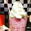 Vår storsäljare Pink-Lady shake i fokus! 
Välkomna in! 

#hamburgarprinsen #prinsabbe #milkshake #pink #lady #sharejkpg #jonkoping #stockholm