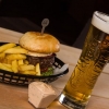 Fredagens AW. kl 16-19 erbjuder:
The Cricket Burger fylld med färskost, jalapeno, sallad, tomat, rödök, serveras med aioli och och pommes, ett glas Carlsberg eller ett glas vin för 139kr.
Varmt välkomna!
wwww.restauranglinkoping.se