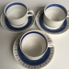 Bild av @gretadecors_loppis - 3 st tekoppar med fat från Rörstrand. Koppens diameter är 9,5 cm. Krackelyrer i glasyren förekommer samt ett litet nagg på en av kopparna. 120kr eller förslag på byte. 