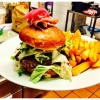 Lite intressant att Max hamburgerrestaurang lanserar Briochebrödet som nyhet på sina hamburgare...Det brödet har Hanssons kök & bar samt Hanssons lilla kök använt sig av långt före Max...:) Kvalité ska det vara!!!