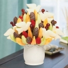 PEACE & DOVE BOUQUET
New York Cab Pizza would like to celebrate with you the Christmas in a very special and unique way. 
Enjoy our new delicious and healthy Peace & Dove Fruit  Bouquet with your family and friends only for 350 Kr.
INGREDIENTS
Cantaloupe 