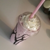 Vad sägs om en hallon/lakrits milkshake? 
Börjar med den, choklad , jordgubb och banan :)