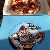 Nygräddat från Frank kom och testa hans goda pizzor du med!! Hamnen i Båstad!!