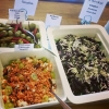 Ny vecka med lite nya sallader!
Färska rödbetor marinerad i älgört och chervre ost.
Färska oliver marinerad i chili,citron och vitlök.
Röda linser med soltorkade tomater,vindruvor och buffelost.
Välkomna in och testa dem!