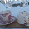 Ack så kalt men så underbart vackert!
Här på  fäboden har vi laddat men varm choklad och massor av go fika.
Läs mer på: www.jonasisalen.se