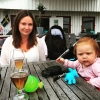 Bild från Strandbaren I Åsa av @zanco79 - Två fina tjejer @strandbaren #kaffemedkloss