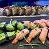 50-50 sushi & Tempura räkor