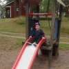 Bild av @buslarsson - Igår kom vi fram till vårt första stopp som blev Duse udde camping i Säffle. Vi gjorde iordning förtältet, tog en promenad och busade en stund i lekparken. Sedan gick vi upp mot den den gamla fyren för att få oss lite mat. Kvälls sol