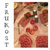 Bild av @mizaja - Frukost med berättelse av Laila Fahl, par-och relationsterapeut, artist och författare.
”Att gå sönder och bli hel igen – finns det läkning efter otroheten?” Fullt i restaurangen.... #gullbrannagarden #Gullbrannagården #halmstad #sommar2