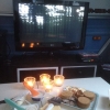 Bild av @kentsjoback - Söndagsmys i husvagnen med Ost , Kex o en bra film går alltid hem