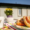 Kanelbullar, kaffe och parstugor på Bodens Camping.
Foto: Mats Engfors Fotographic