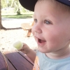 Bild av @albinwilmerochleo - [ g o d m o r g o n ] Åh längtar tillbaka till solen och sommaren ☀️ #kännersigfrusen #leo #sommar #flatenbadetscamping #mammaspojkar #pojkmamma