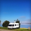 Bild från Sälstens camping, Härnösand av @campingse - Dimman lättar och genast målar solen himmeln blå på Sälstens Camping, Härnösand. #campingse #camping #husbil #härnösand #sälstenscamping