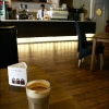 En stor Latte gjord på Lounge barblend