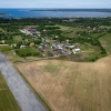 Vy från luften ovan Bunge Flygfält när Svenska Fallskärmsförbundet var på besök.