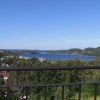Utsikten är slående från terassen i huvudbyggnaden.