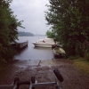 Bild från Lötbadet av @callestrand - Båtsjösättningsdagen är årets värsta dag för min pappa. Det är också därför han dragit på det till den 8 juli. 
Mångden ångest, svordomar och vatten i stövlarna kan knappt stå i proportion till glädjen han får av att å