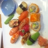 12-bitars sushi som Kim (ägaren) piffade upp lite extra ;)  mmm
