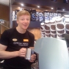 Baristan var tämligen glad!! Och han gjorde förstaklassigt kaffe!